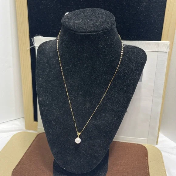 18 k Gold Necklace with 7 mm Akoya Pearl Pendant size 18 inches. - Picture 7 of 12